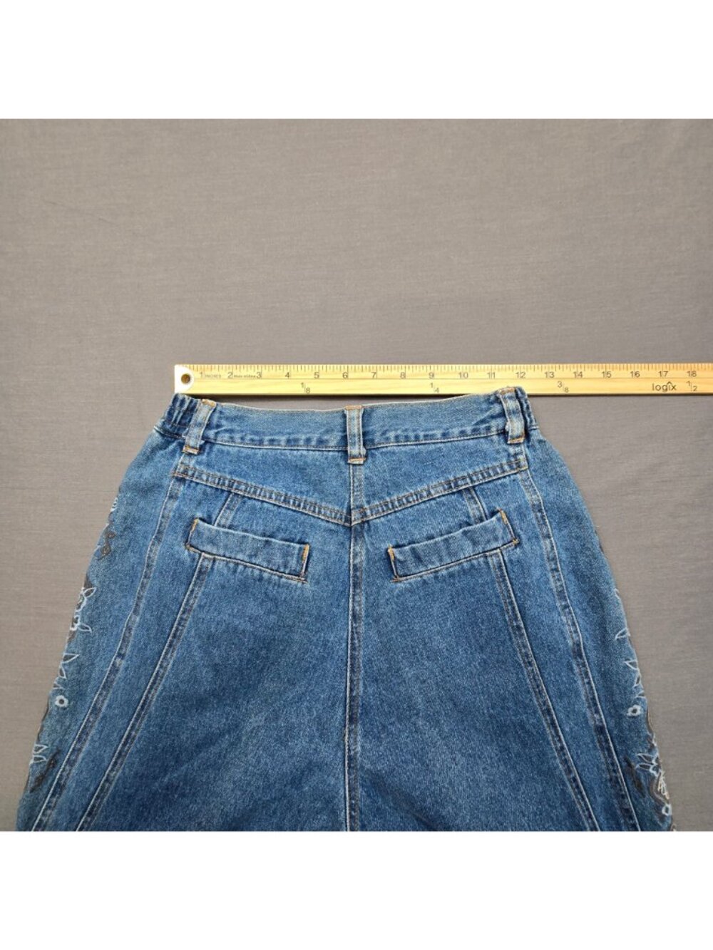 Vintage Newport News Size 10 Denim Embroidered Straight Leg Jeans Blue Casual - Picture 5 of 5